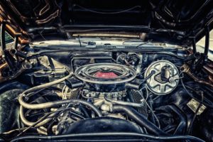 Come Pulire l'Alluminio del Motore di un'Auto